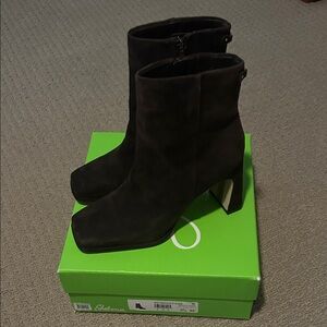 Sam Edelman Brown Suede square toe Heeled Boots